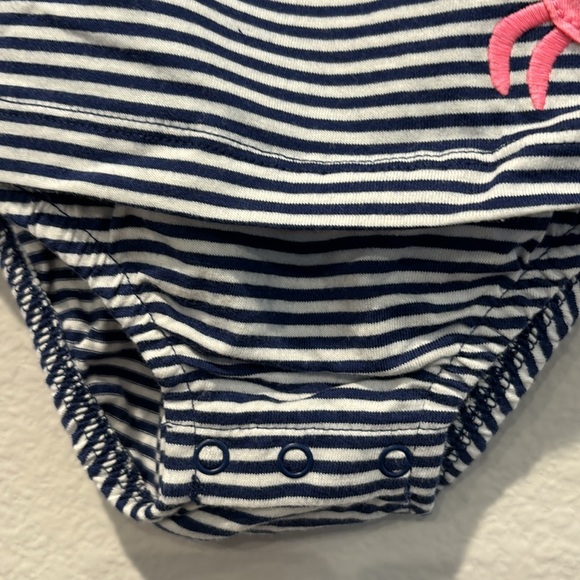 Carter’s play wear one piece dress size: 9 months - Picture 6 of 7